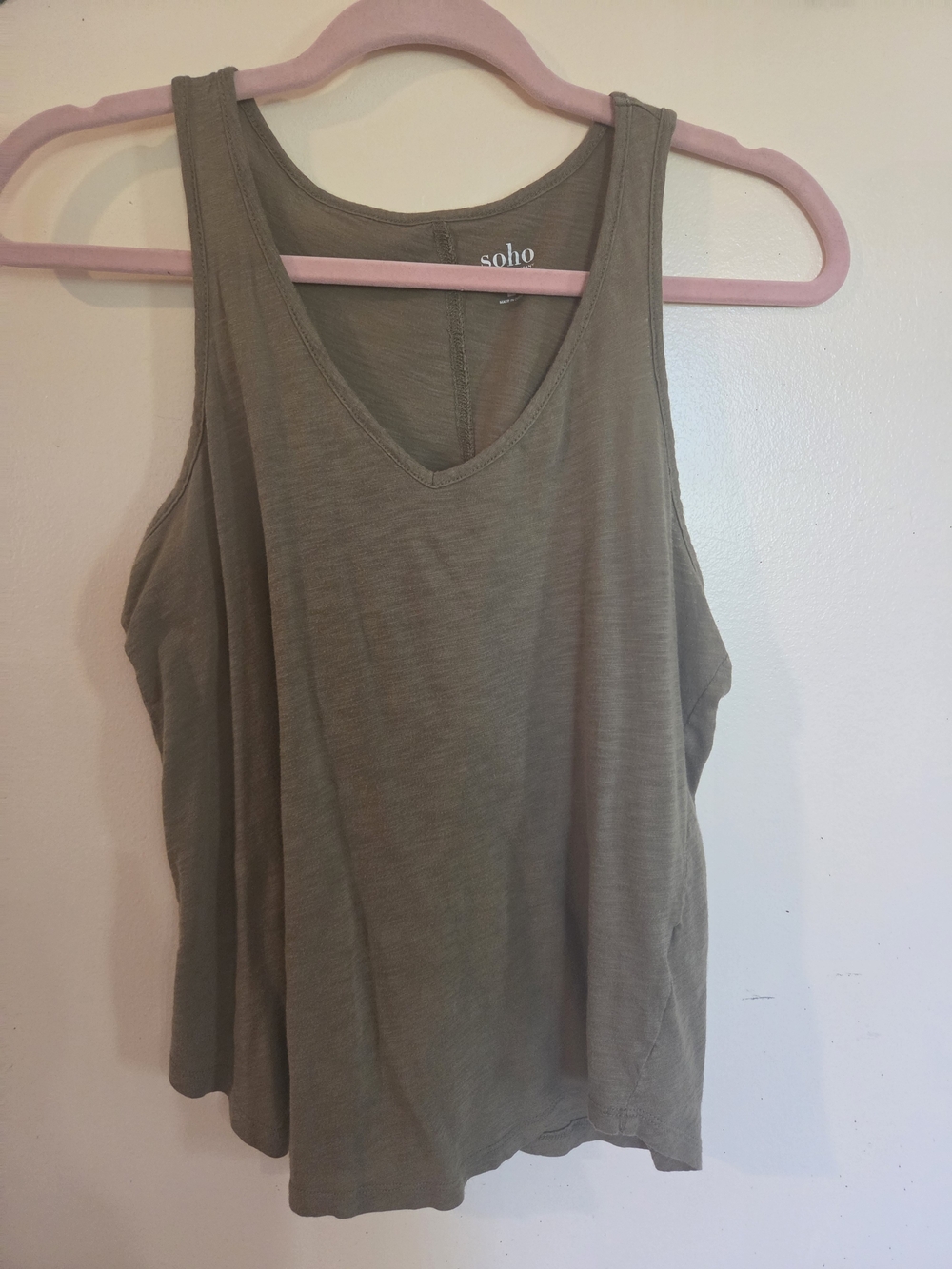 New York & Company Olive Green V-Neck Sleeveless Tank